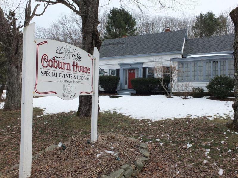 The Coburn House on Route 27 will remain a commercial property after undergoing a lapse in planning board permitting process. RYAN LEIGHTON/Boothbay Register