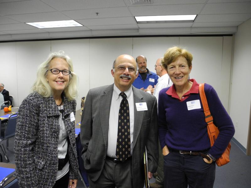 Campaign Chairman Vin DiCara with two former United Way Campaign Chairs, Sandy Morrell Rooney, left, and Dodie Jones, right, at the Update Breakfast. Courtesy of Barbara Reinertsen 