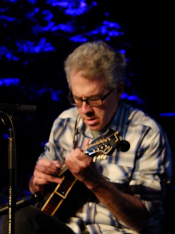 Barry Mitterhoff making his mandolin sing. LISA KRISTOFF/Boothbay Register Barry Mitterhoff