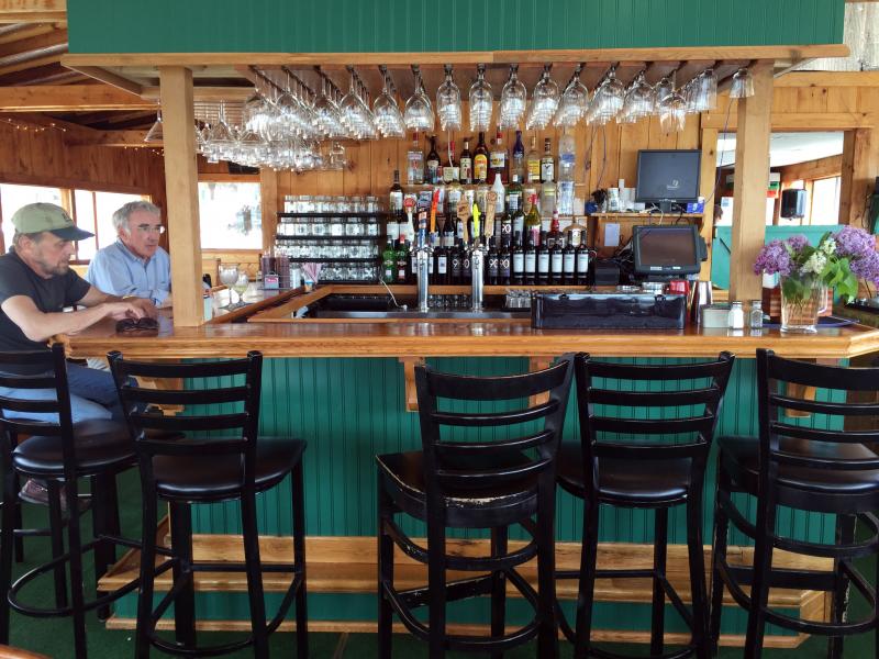 The new bar at Cod’s Head Fish House & BBQ in Boothbay Harbor. SUZI THAYER/Boothbay Register