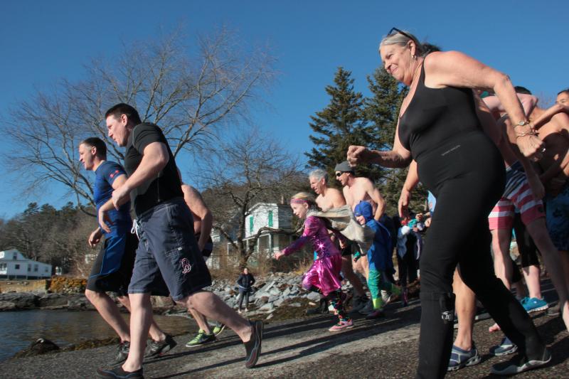 No going back. DIANE DORBIN/Boothbay Register Penguin Plunge