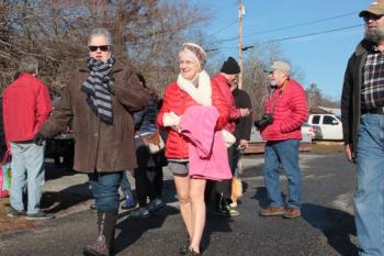 Parkas and shorts. DIANE DORBIN/Boothbay Register Penguin Plunge 2017
