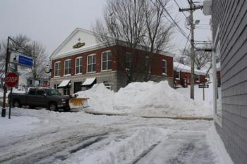 Townsend Ave., plowed, after the December 27 snowstorm. NICOLE LYONS/Boothbay Register
