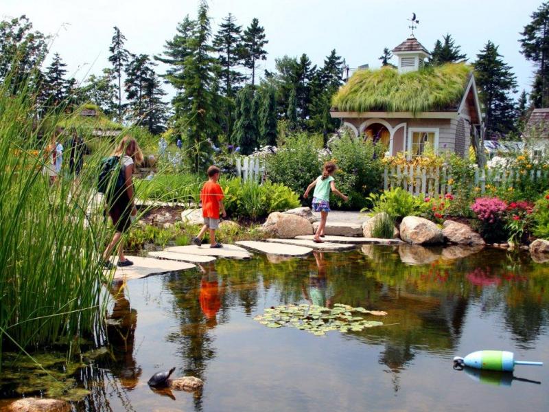 Children, adults and even turtles find a lot to enjoy in the Bibby and Harold Alfond Children’s Garden at Coastal Maine Botanical Gardens. A multitude of features and a welcoming landscape make the Lerner Garden of the Five Senses a delightful experience for all ages and all the senses. Courtesy of Barbara Freeman Children, adults and even turtles find a lot to enjoy in the Bibby and Harold Alfond Children’s Garden at Coastal Maine Botanical Gardens. Courtesy of Barbara Freeman