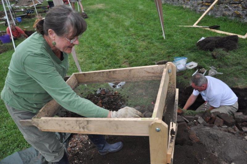 Kathy Bridge, left, sifts through debris while Tom Desjardin continues digging in a hole at Fort William Henry in Pemaquid. BEN BULKELEY/Boothbay Register Kathy Bridge, left, sifts through debris while Tom Desjardin continues digging in a hole at Fort William Henry in Pemaquid. BEN BULKELEY/Boothbay Register