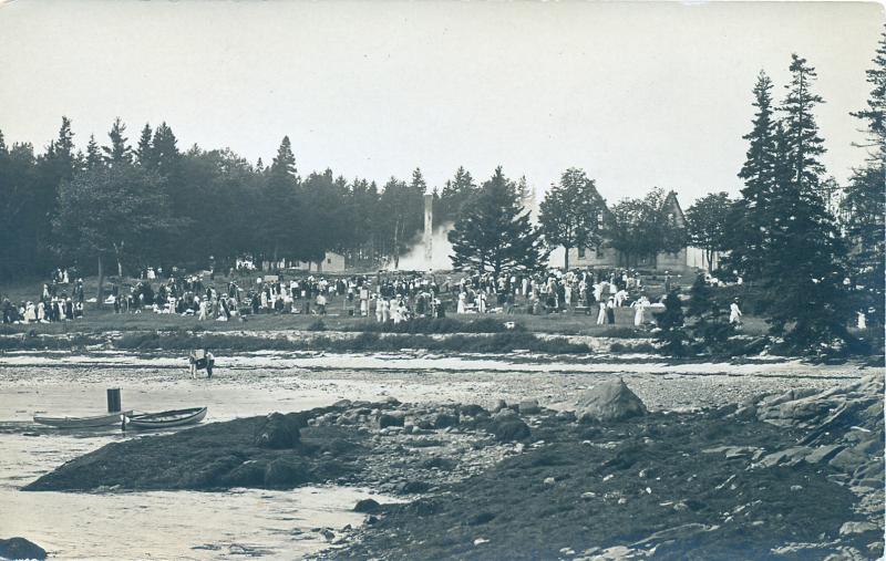 The aftermath of the fire, with the hotel vanished and only two stone walls of Rosewood Cottage standing. The aftermath of the fire, with the hotel vanished and only two stone walls of Rosewood Cottage standing.