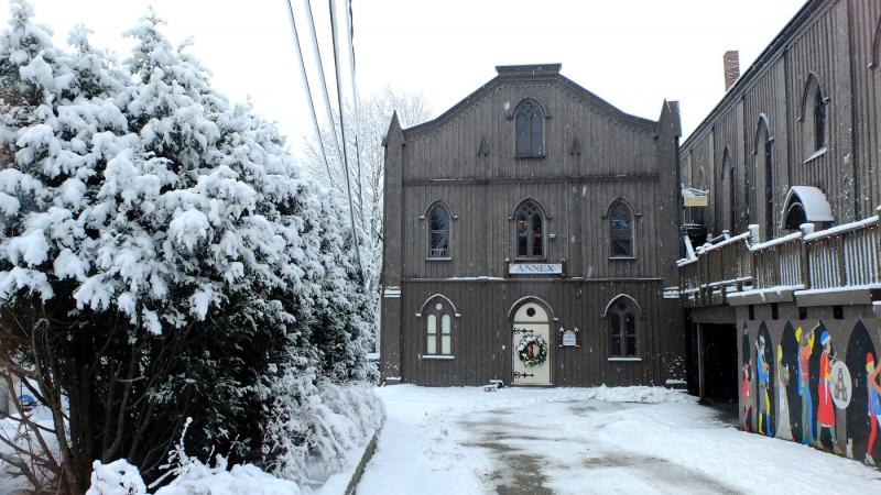 The annex of the Chocolate Church Arts Center on Washington Street in Bath. Upstairs houses the member art gallery, while below, the Curtis Room is stage for theatrical and musical performances. Bill Bailie photo Chocolate Church Annex