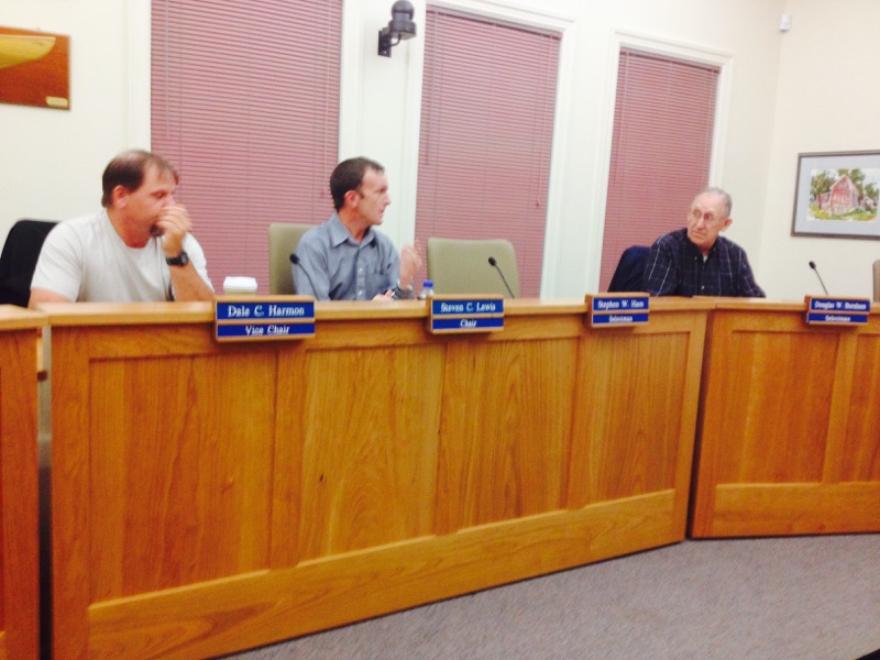BOOTHBAY SELECTMEN, from left, Dale Harmon, Steven Lewis and Douglas Burnham discuss working with Boothbay Harbor to form a joint economic development committee. The selectmen met with their Boothbay Harbor counterparts on Sept. 23 and discussed working with the Lincoln County Planning Office on entering into a memorandum of understanding to create the joint economic partnership. The Boothbay selectmen also discussed working with Boothbay Harbor and community school district officials on updating the charter during their Sept. 24 meeting. BILL PEARSON/Boothbay Register