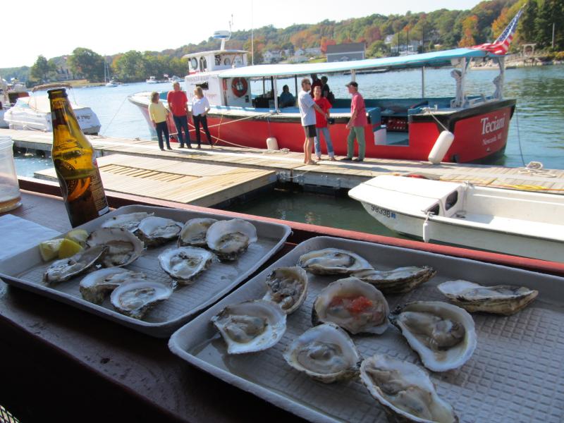 Pemaquid Oyster Fest shucks 20,000 oysters for hungry crowds Boothbay
