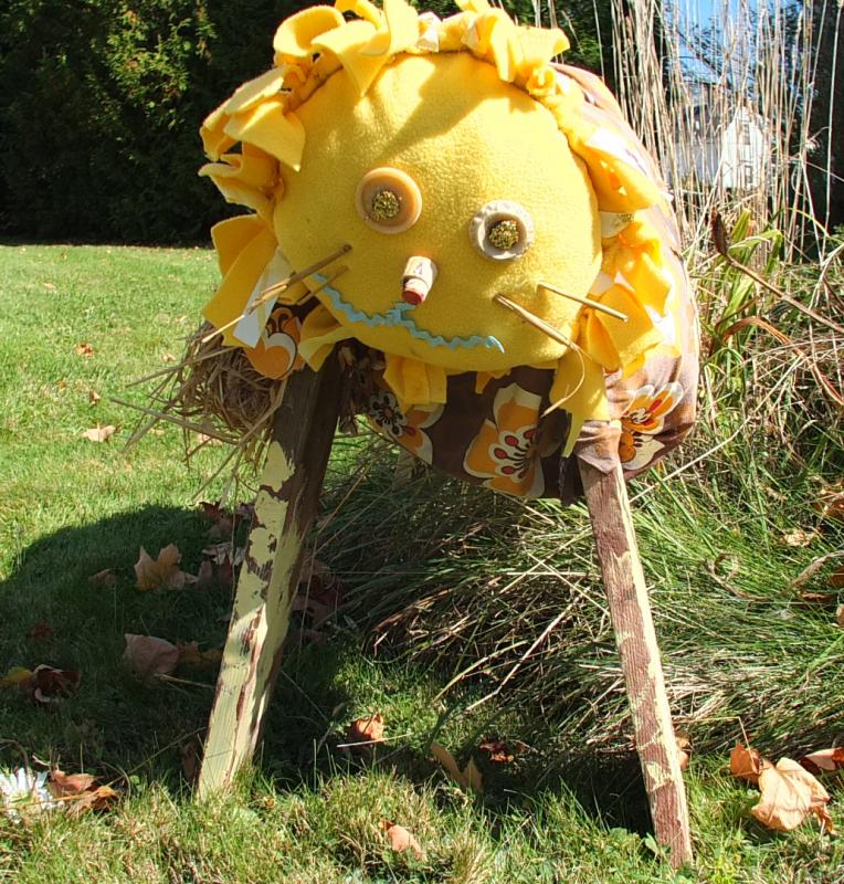 This lion shared a lawn with a funny-faced jack-o’-lantern at the home of Jessica Nadeau and Jon Miller. SUZI THAYER/Boothbay Register