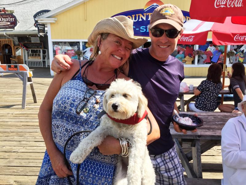 Dayna Brooks and Barry McKinnon, from Key West, were cooling off in the harbor with their pooch Mayzee. SUZI THAYER/Boothbay Register