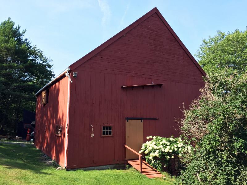This barn at Squire Tarbox Inn & Restaurant was moved there from Bowdoinham, then restored. SUZI THAYER/Boothbay Register
