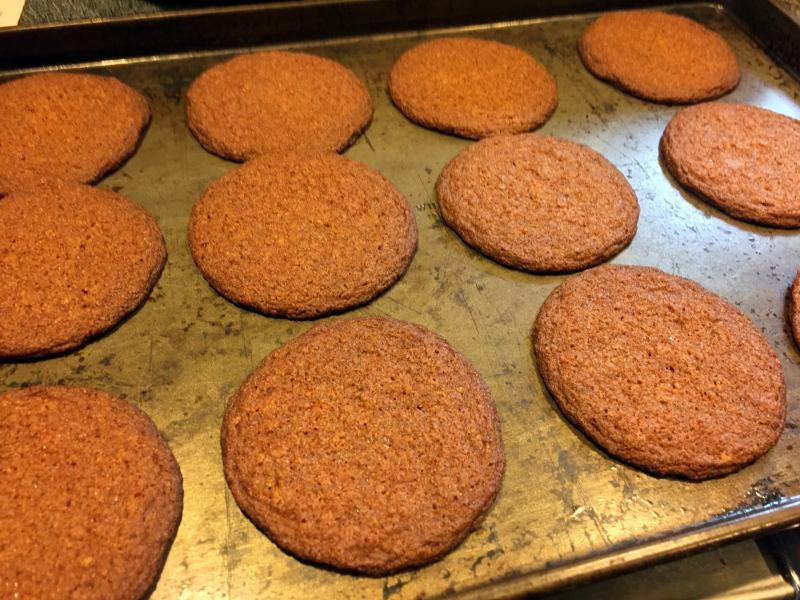 Fresh outa the oven, perfectly round because they were made before cocktail hour. SUZI THAYER/Boothbay Register