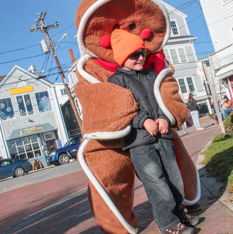 Gingerbread love. DIANE DORBIN/Boothbay Register Harbor Lights 2016