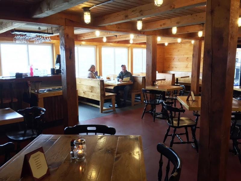 Marilyn and Walt Gorenson were two of the first diners on Robinson’s opening day, 2017. SUZI THAYER/Boothbay Register
