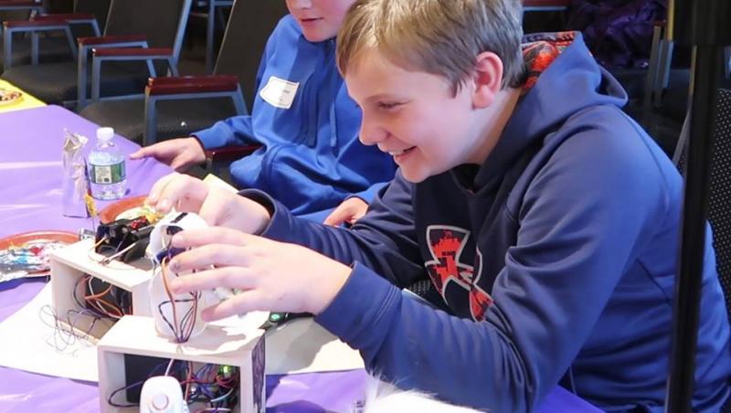 Jack Castonia of Edgecomb Eddy School’s sixth grade works on his Print-a-Pet design during Gizmo Sprouts. Courtesy photo