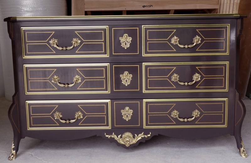 An Elkins & Co. chest. Courtesy of Mike Elkins
