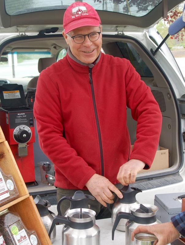 Roastmaster Dan Sortwell. ART MAYERS/Boothbay Register