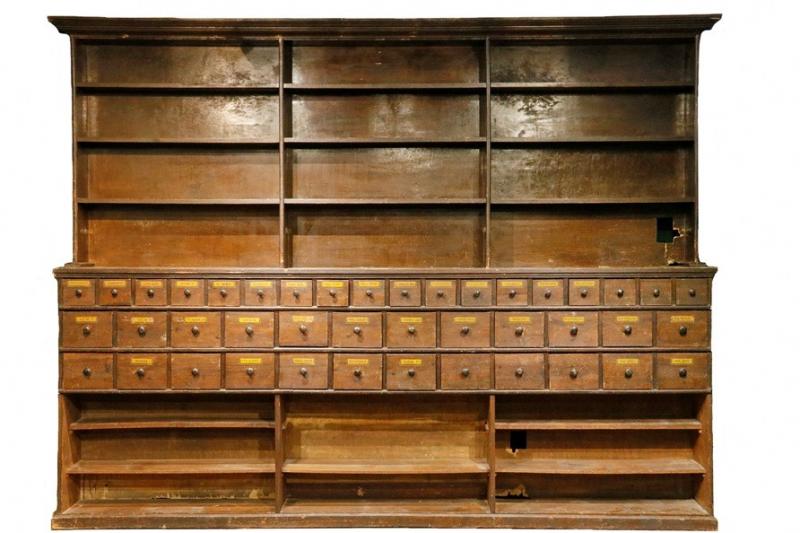 Pine apothecary cabinet from Camden, Maine. Courtesy of Thomaston Place Galleries Pine cabinet from Camden, Maine.