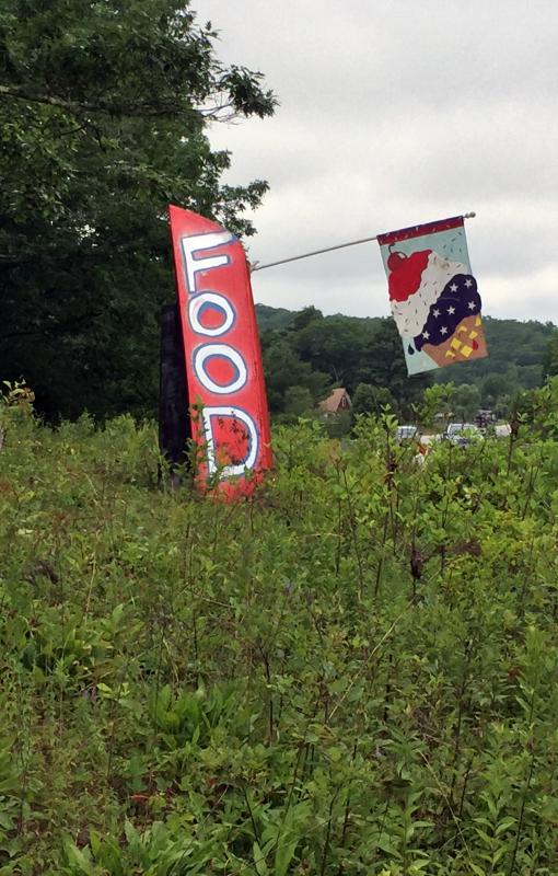 Sign for Y-Knot take-out stand in Newcastle, on Route 1. SUZI THAYER/Boothbay Register