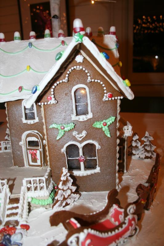 Another view of Vi Eastman’s Gingerbread charmer, “Home Sweet Home.” LISA KRISTOFF/Boothbay Register Vi Eastman