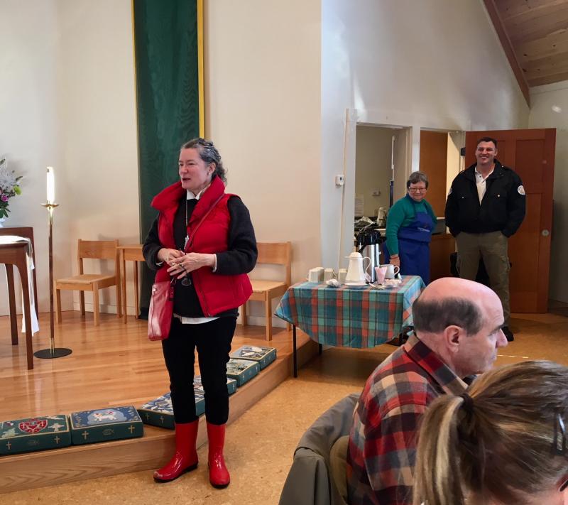 Reverend Maria Hoecker gives a blessing before lunch is served at St. Columba’s Episcopal Church on Jan. 18. SUZI THAYER/Boothbay Register