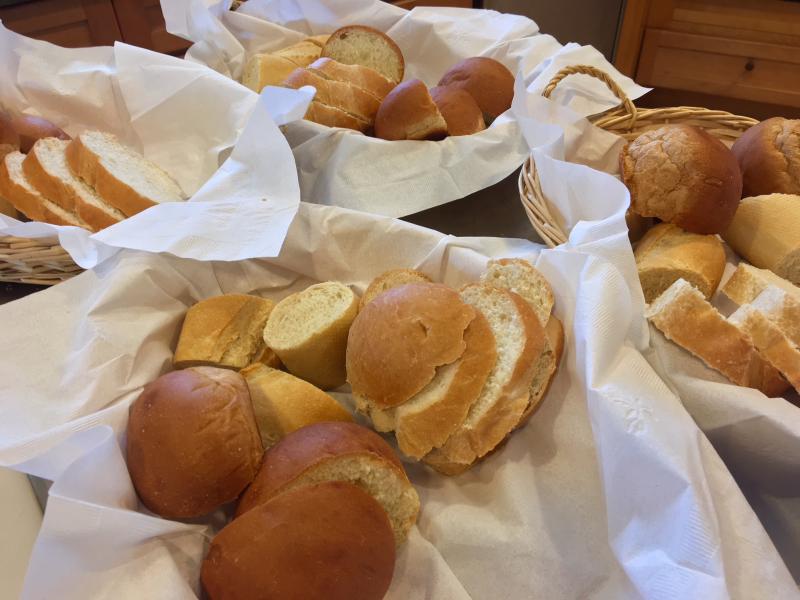 Fresh bread is served with the homemade soups and casseroles at St. Columba’s Episcopal Church on Jan. 18. SUZI THAYER/Boothbay Register