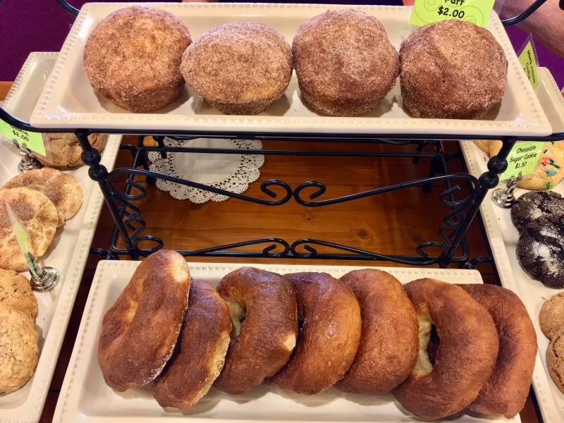 Cinnamon puffs and Montreal bagels at Eventide. SUZI THAYER/Boothbay Register