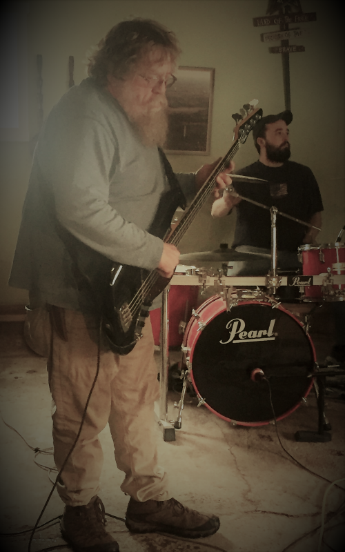 Bassist Jeff Ramsdell and Jake Sawyer. LISA KRISTOFF/Boothbay Register