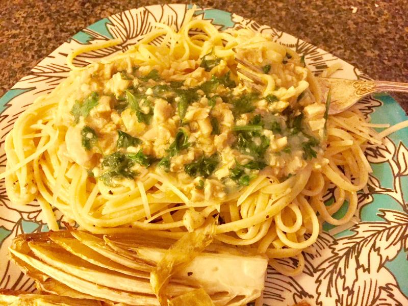 Linguine with white clam sauce. Delicious! SUZI THAYER/Boothbay Register