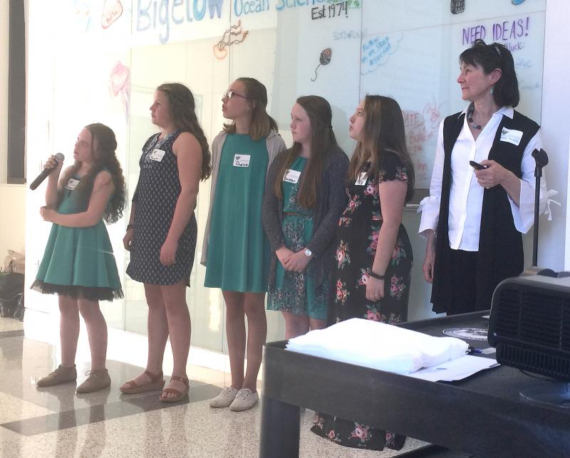 Michelle Miclette’s Boothbay Region Elementary School science students presented their seaweed growing research May 11 during a Bigelow Laboratory for Ocean Sciences forum. BILL PEARSON/Boothbay Register