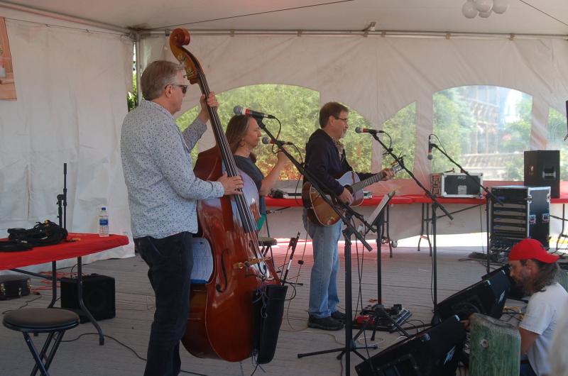Pip, Amber and Paul perform. ART MAYERS/Boothbay Register