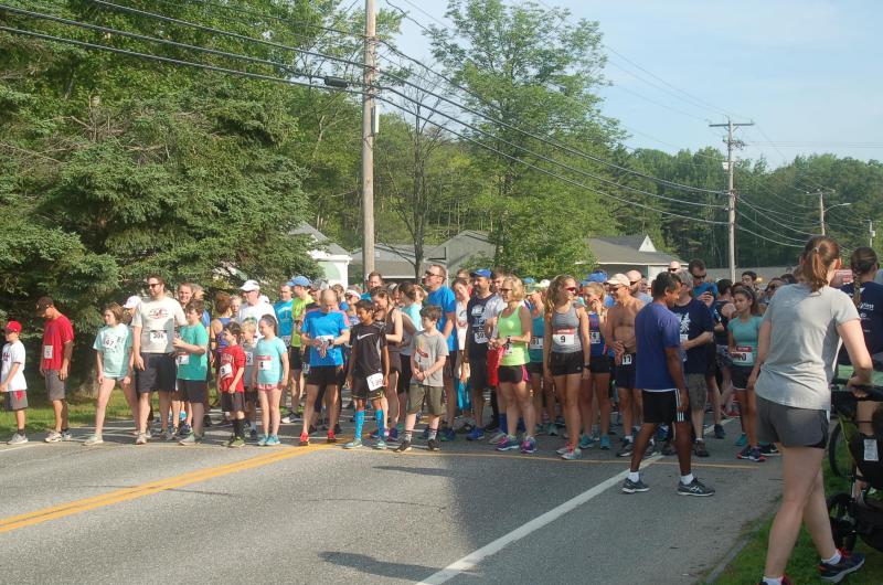 Race start. ART MAYERS/Boothbay Register