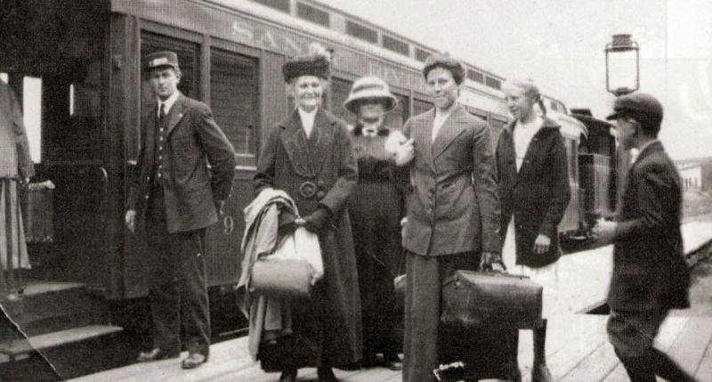 A rare photo of passengers boarding the Rangeley, probably around 1916. The women are Carrie Ellis, Betsy Tibets and Nora Pilsbury. From the Collection of the Maine Narrow Gauge Railroad Co. & Museum