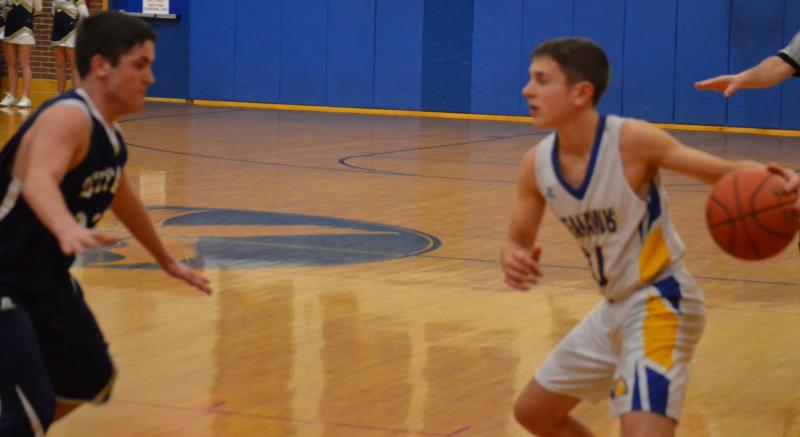 Boothbay point guard Sullivan Rice scored six points on two 3-pointers Feb. 6 in the Seahawks' victory over Telstar of Bethel. BILL PEARSON/Boothbay Register