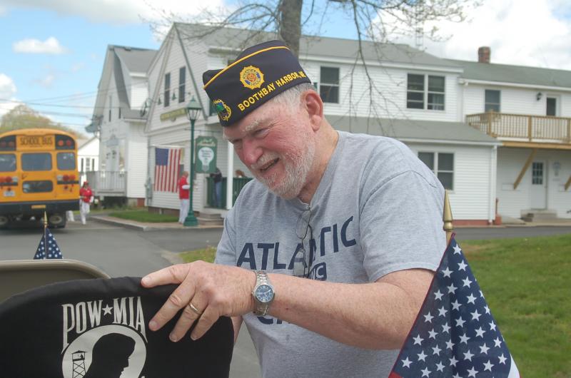 Ed Harmon works on the veterans “Empty Boot” float.ART MAYERS/Boothbay Register