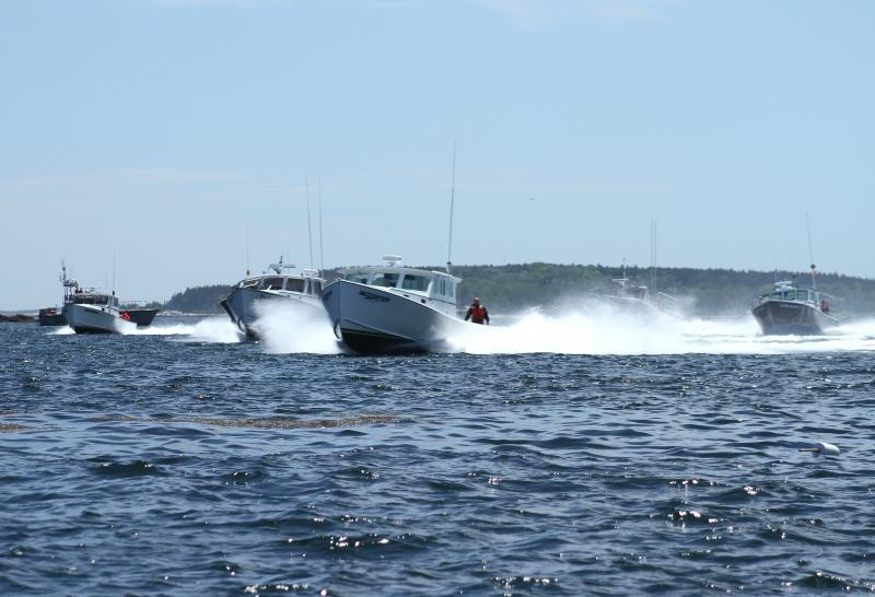 Motivation leads a race. STEVE EDWARDS/Boothbay Register