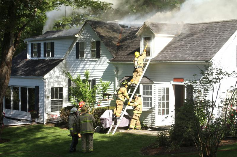Fire at 26 Logan Road, Boothbay Harbor July 16. STEVE EDWARDS/Boothbay Register test
