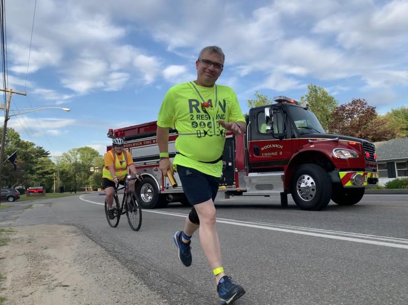 Danny Evarts leads the Wiscasset-Woolwich part of Run 2 Respond, down Route 1 Sunday evening. SUSAN JOHNS/Wiscasset Newspaper