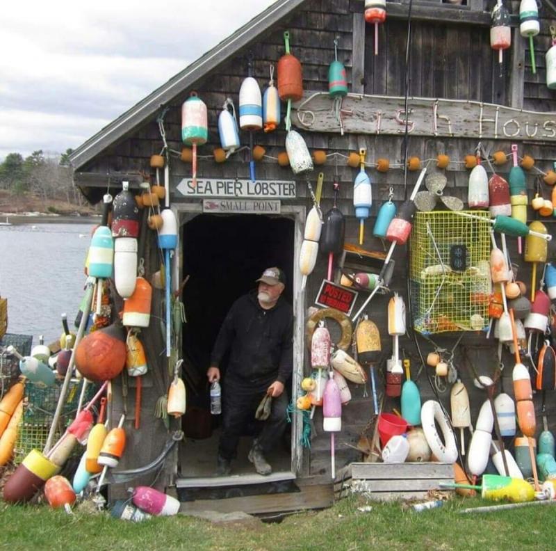 The artist at the fish house. Rusty Court photo