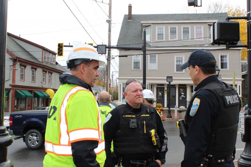 MDOT Project Manager Ernie Martin, Wiscasset Police Chief Larry Hesseltine and Officer Cory Hubert discuss where police will be stationed during signal testing. GINA HAMILTON/Wiscasset Newspaper