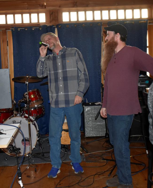 Steve Edwards hits one out of the park singing Marshall Tucker Band’s “Can’t You See.” LISA KRISTOFF/Boothbay Register
