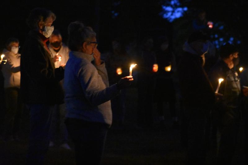 Betsy Kyle honors Justice Ginsburg. SARAH WHITFIELD/Wiscasset Newspaper