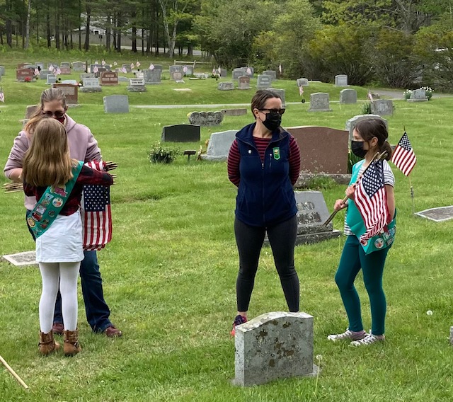 Flag placement at Evergreen Cemetery. Christopher Armstead photo