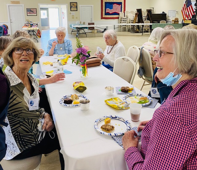Just enjoying the day – Laura Honey (left) and Cindy Sanborn. Courtesy of St. Andrews Auxiliary