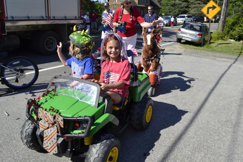 It’s back Southport’s 4th of July Parade! Boothbay Register