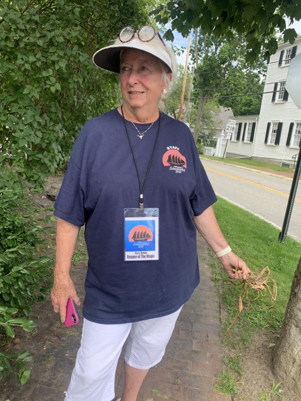 Wiscasset’s Terry Heller helps at Schoonerfest. SUSAN JOHNS/Wiscasset Newspaper