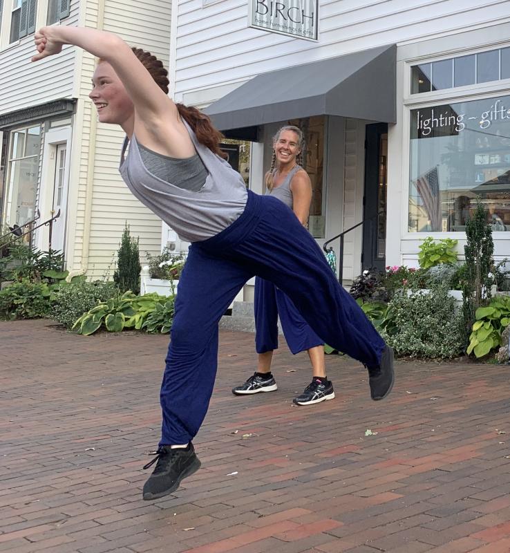 Dance Maineia student Michaela LaCrosse of Damariscotta performs at Wiscasset Art Walk Aug. 26. SUSAN JOHNS/Wiscasset Newspaper