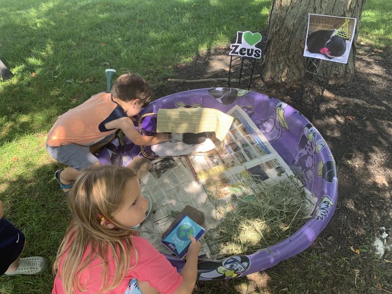 Kids say goodbye to Zeus. LILLY CURTIS/Boothbay Register