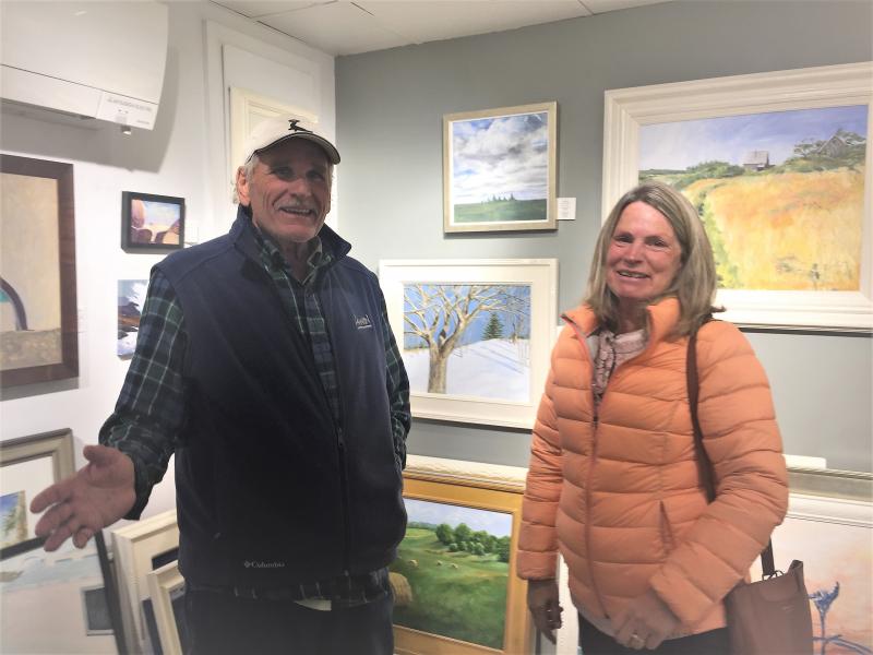 Bob and Sally Maroon of Chowder House stopped by Joy to the Wind Gallery. LISA KRISTOFF/Boothbay Register